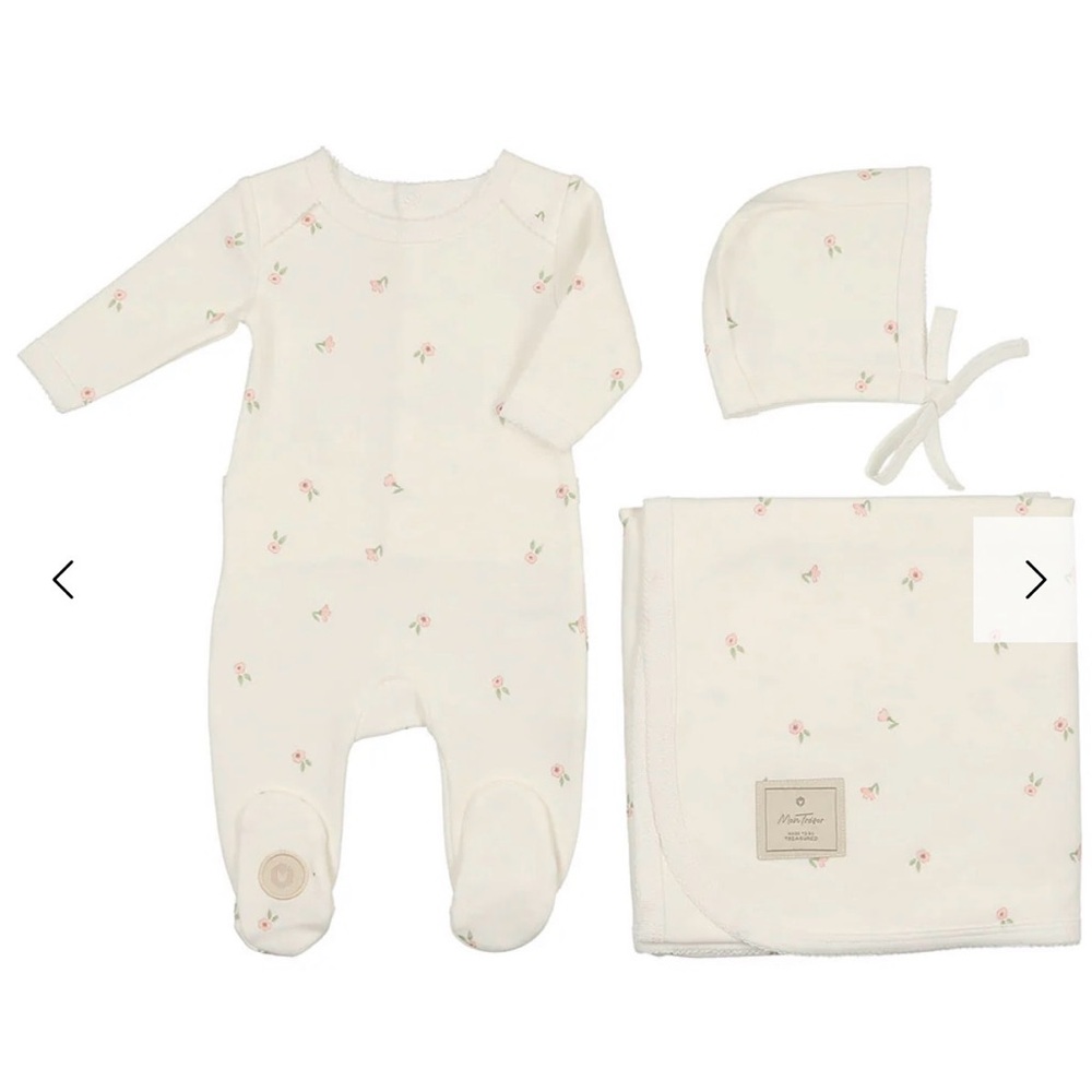 MON TRESOR BEBE CASCADE OF BLOSSOMS LAYETTE SET ONE PIECE FOOTIE W HAT + BLANKET